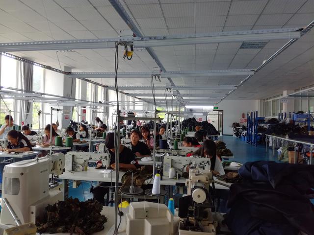 創(chuàng)業(yè)艱難百戰(zhàn)多,怎么破?兩位服裝廠創(chuàng)辦者講了自己的故事