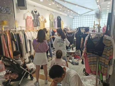 深耕經營修煉內功，常熟天虹服裝城創建服務示范區